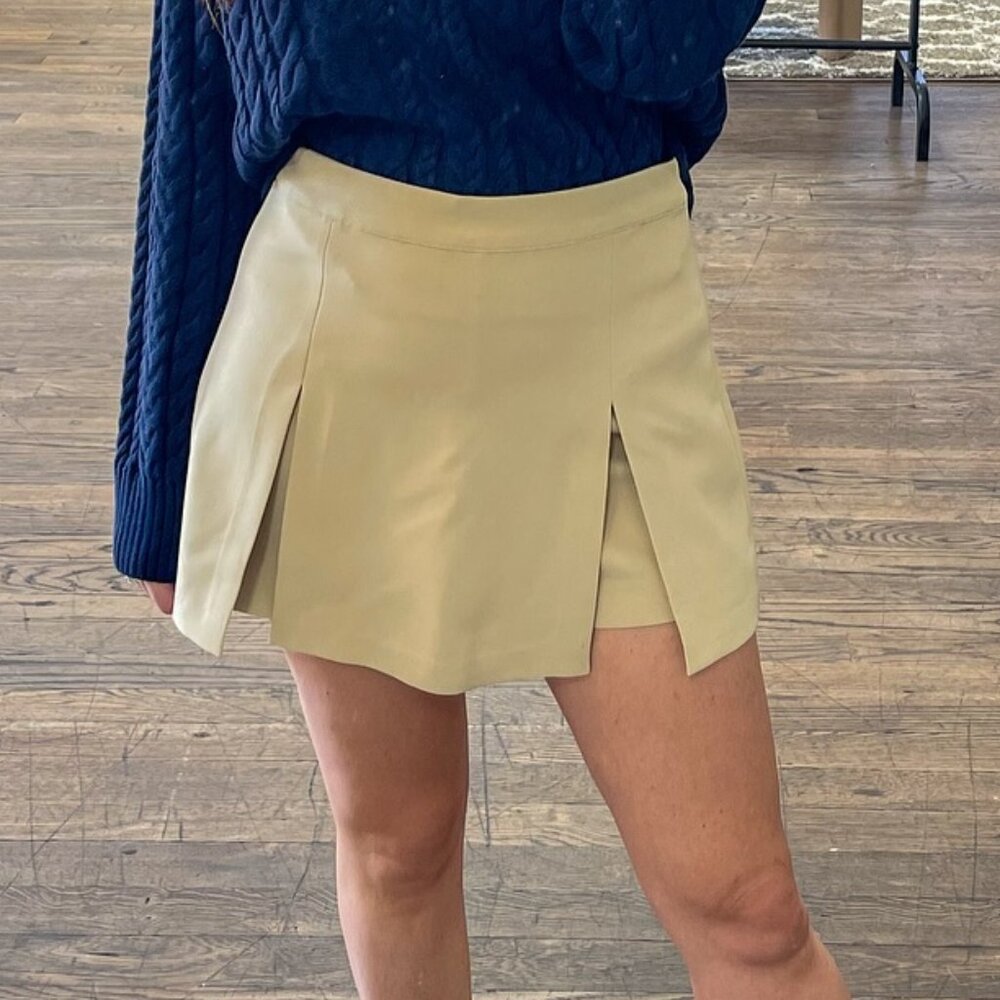 Active Skort